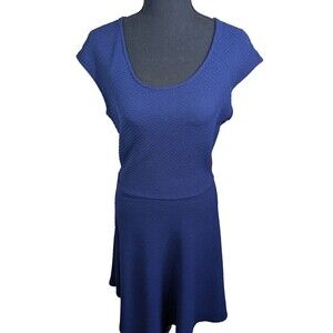 Gilli Womens Dress Cap Sleeve Fit & Flare Blue Keyhole Back Textured Size Small